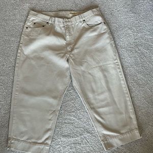 Eddie Bauer crop khaki jeans size 18 petite